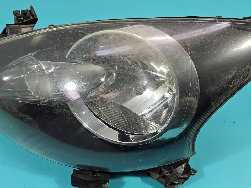 Фара передняя левая Toyota Aygo 81150-0H070 — фото детали 4