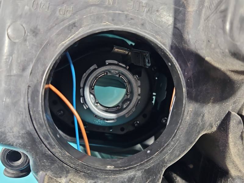 Фара передня ліва Ford S-max 6M21-13D155-AJ — фото деталі 12