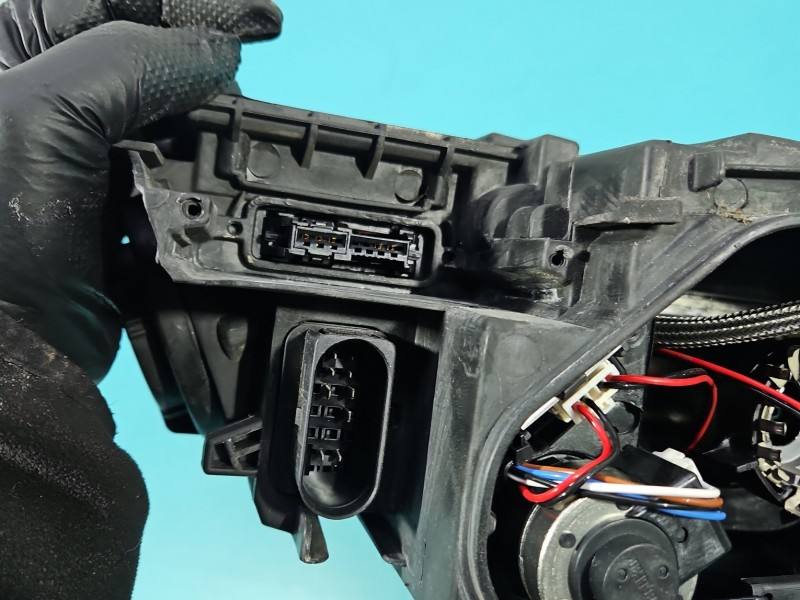 Фара передняя левая Audi Q7 4L0941003A — фото детали 12