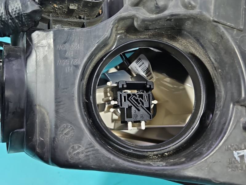 Фара передняя левая Ford Focus BM51-13W030-AF — фото детали 12