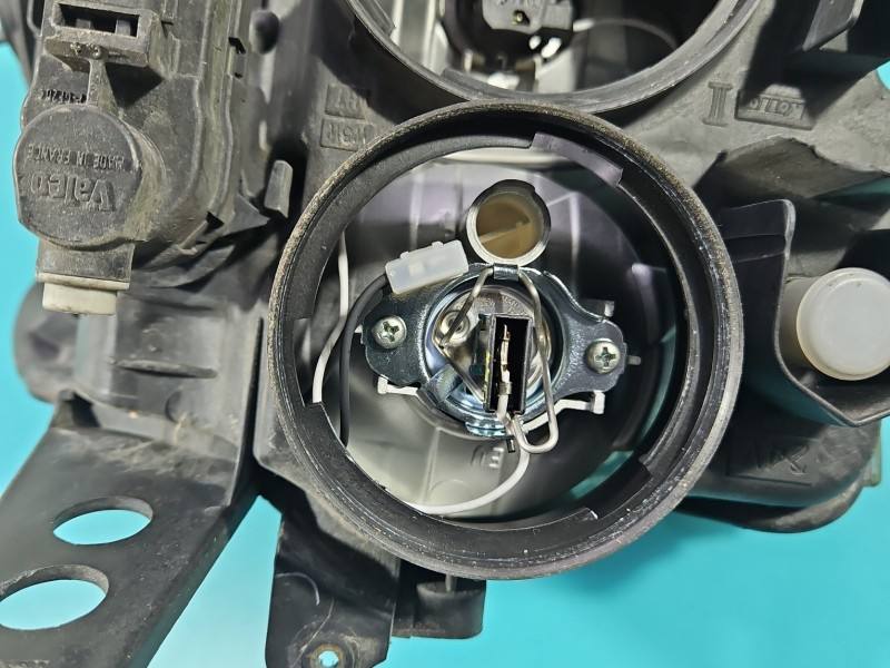 Фара передняя левая Renault Modus 8200540238 — фото детали 8