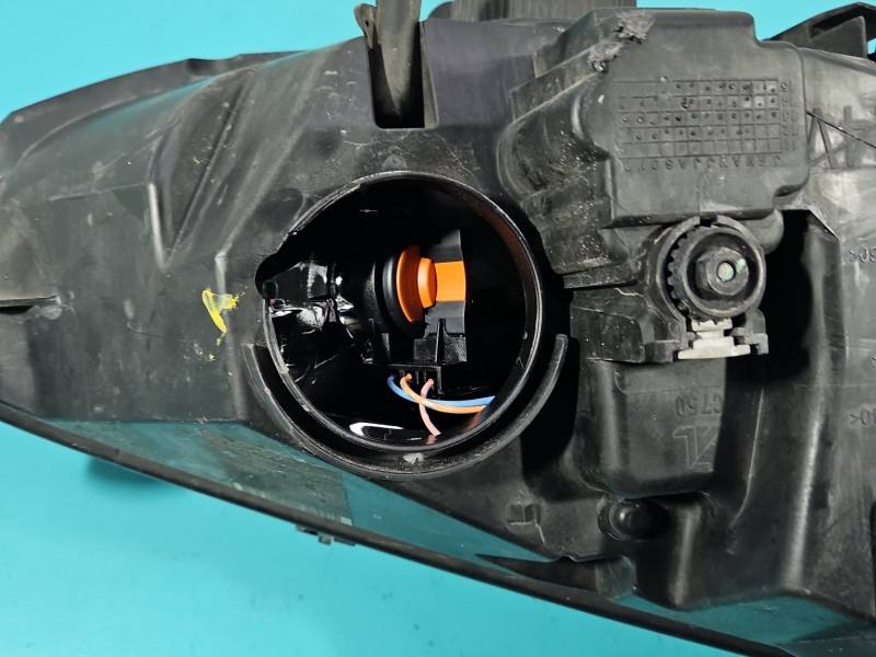 Фара передня ліва Ford B-Max AV11-13W030-AE — фото деталі 16