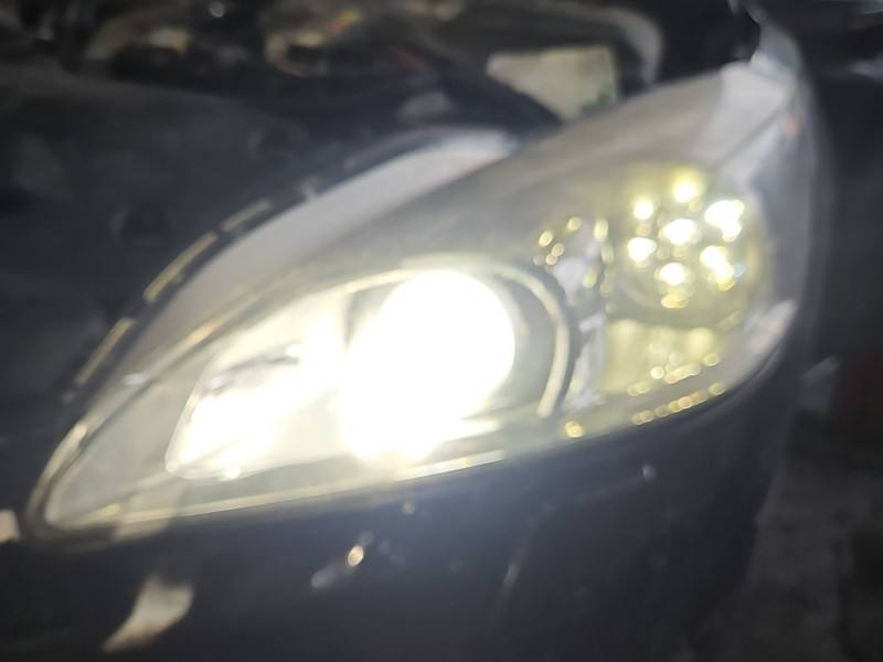 Фара передня ліва Peugeot 508 9687580680