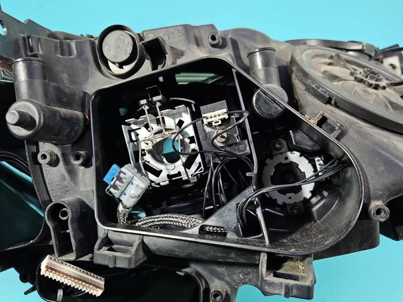 Фара передня ліва BMW 7 F01 7182149 — фото деталі 12