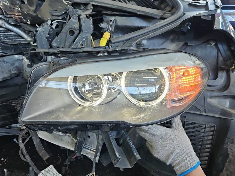 Фара передня ліва BMW 5 F10 7203239