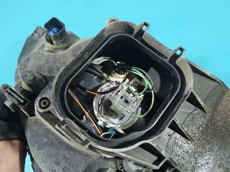 Фара передняя левая Ford Focus — фото детали 9