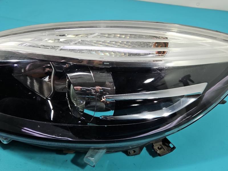 Фара передня ліва Renault Scenic 3 260601946R — фото деталі 3