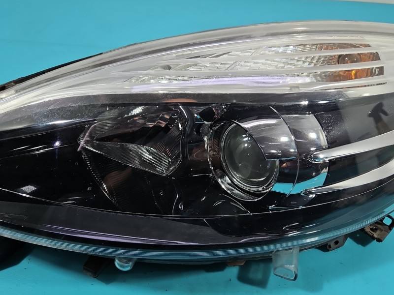 Фара передня ліва Renault Scenic 3 260601946R — фото деталі 5