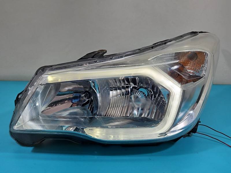 Фара передняя левая Subaru Forester