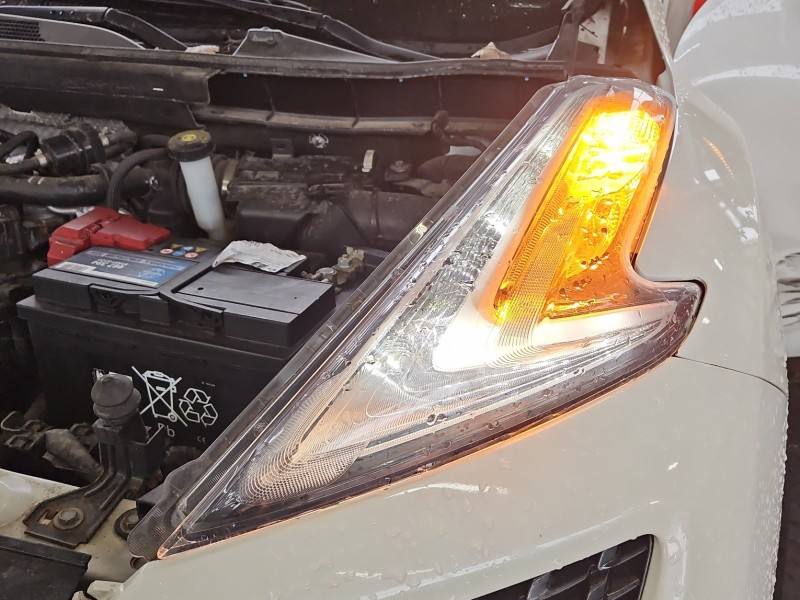 Фара передняя левая Nissan Juke 26125BV80C