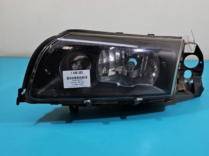 Фара передня ліва Volvo S80 8678106