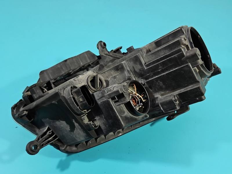 Фара передня ліва Volkswagen Touran 1T0941005B — фото деталі 10