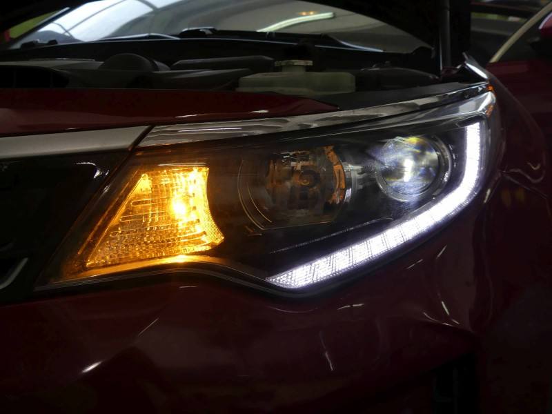 Фара передня ліва Kia Optima — фото деталі 15