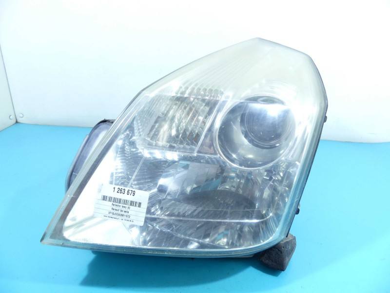 Фара передня ліва Renault Vel satis 8200014357E