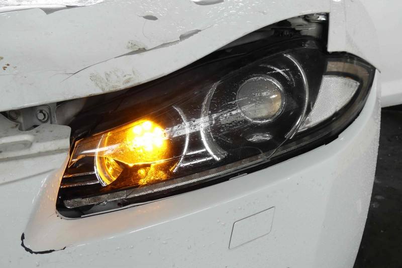 Фара передняя левая Jaguar XF VPCX2X-13W030-WH