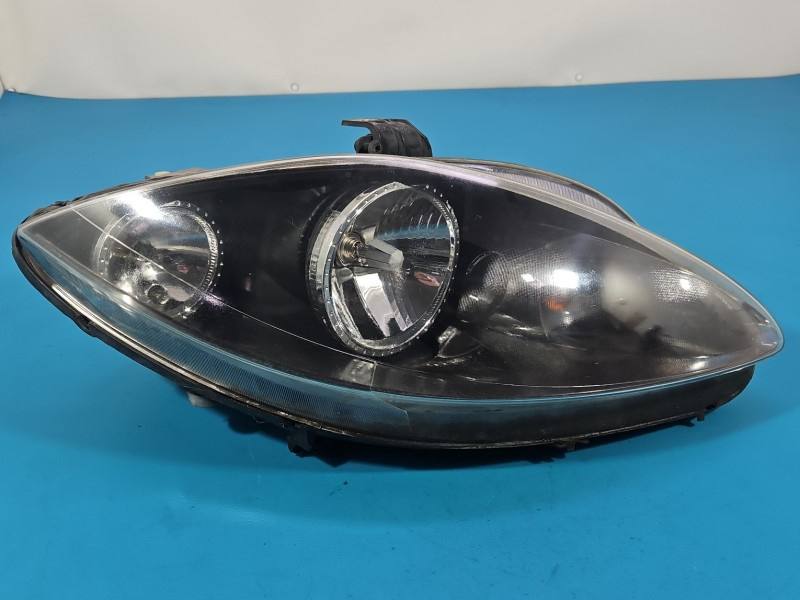 Фара передня права Seat Altea 5P1941006A