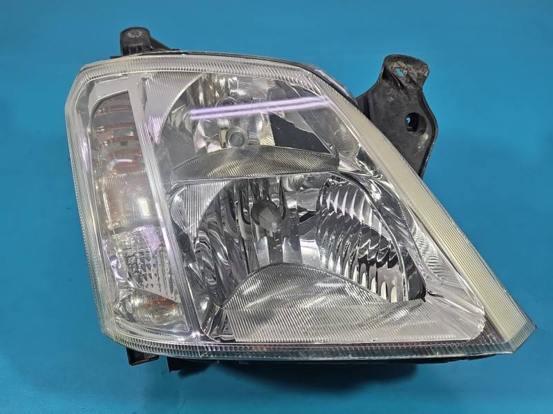 Фара передня права Opel Meriva A 89308560