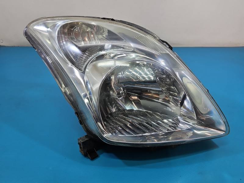 Фара передня права Suzuki Swift 35100-62J11