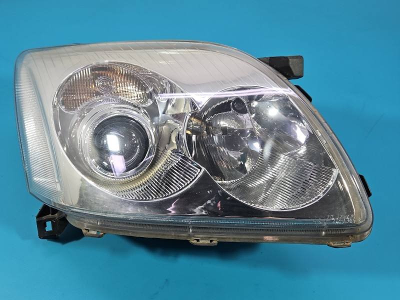 Фара передня права Toyota Avensis T25 20-A369R