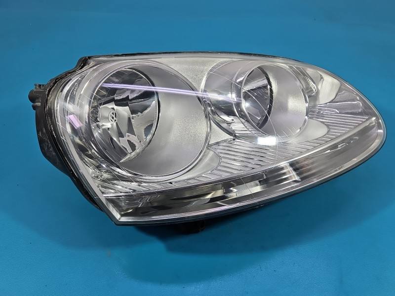 Фара передня права Volkswagen Jetta 1K6941006P