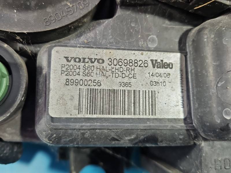 Фара передня права Volvo S60 — фото деталі 8