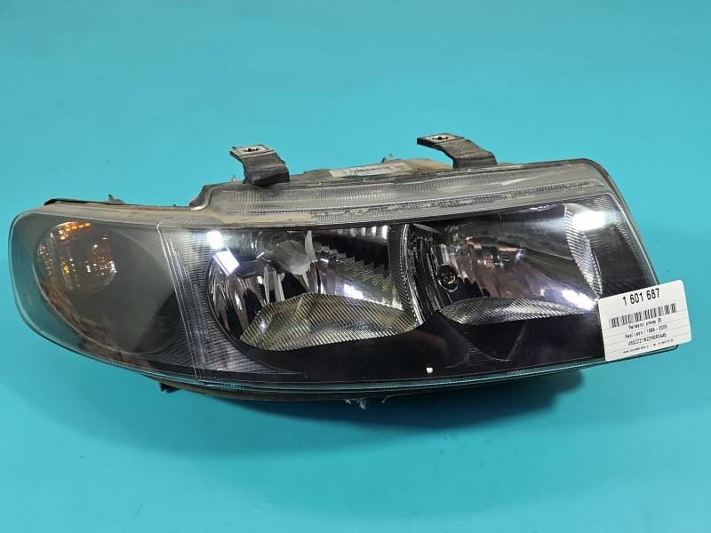 Фара передня права Seat Leon 1M1941016