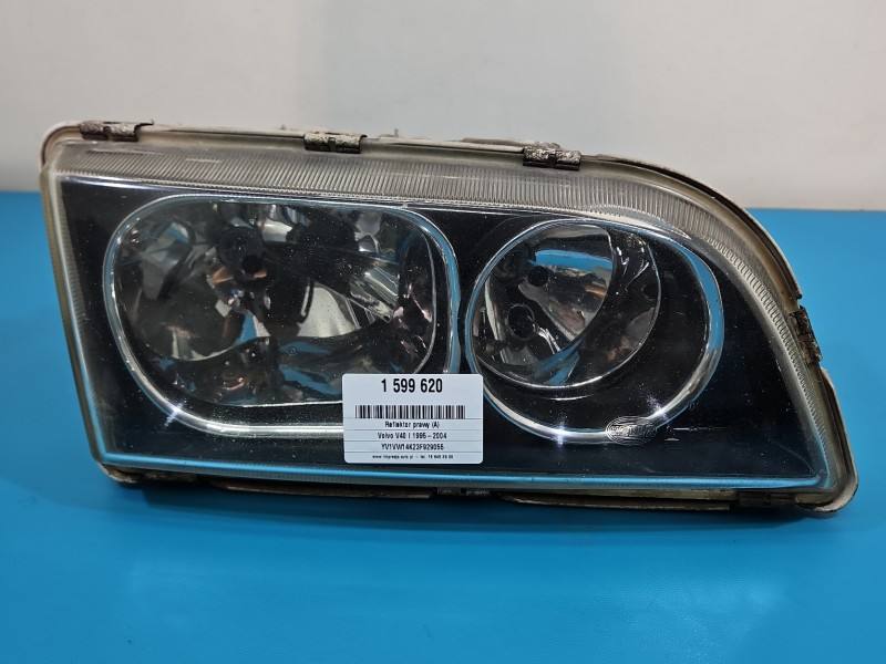 Фара передня права Volvo V40 30899879