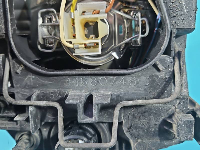Фара передня права Fiat Panda — фото деталі 11