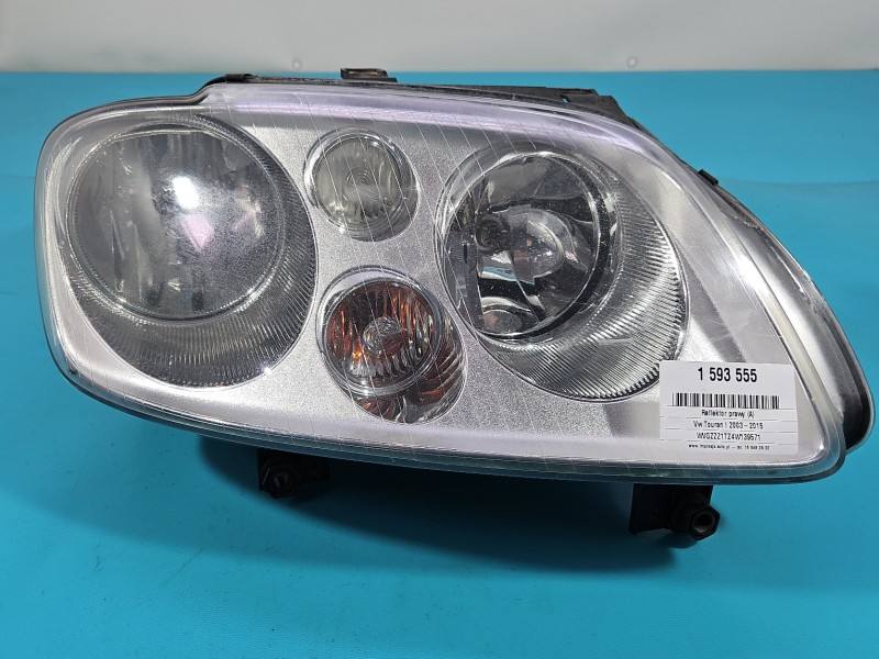 Фара передня права Volkswagen Touran 0301205202