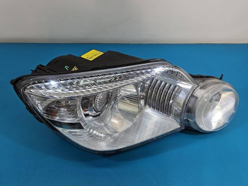 Фара передня права Skoda Yeti 130702342200
