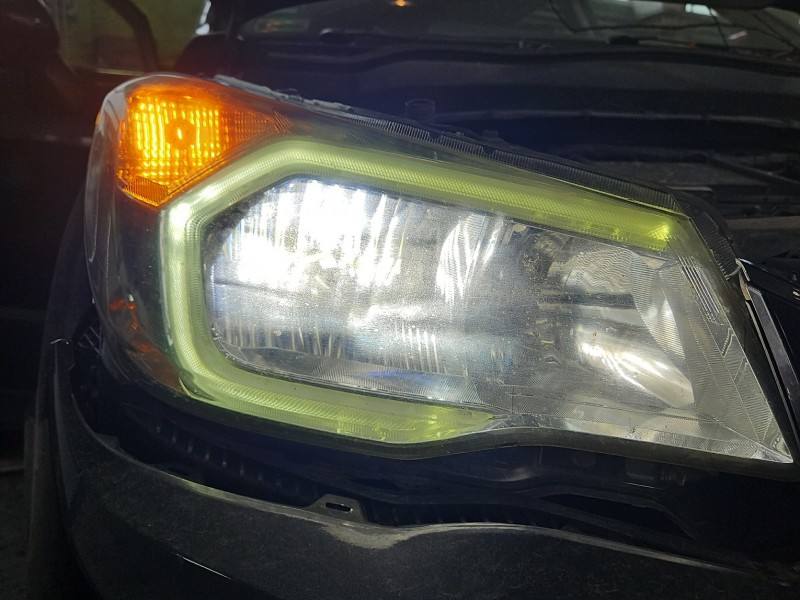 Фара передня права Subaru Forester 100-60151