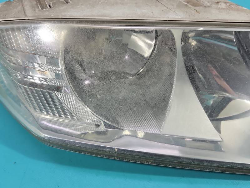 Фара передня права Skoda Octavia 2 — фото деталі 4