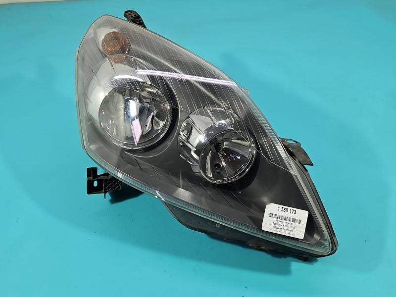 Фара передня права Opel Zafira B 13252473RH