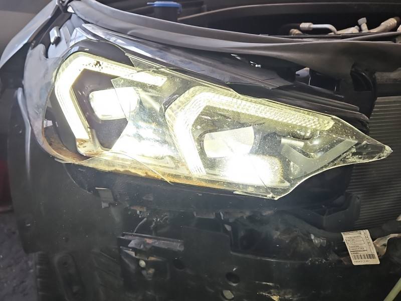 Фара передняя правая BMW IX1 U11 5A5BD48-02