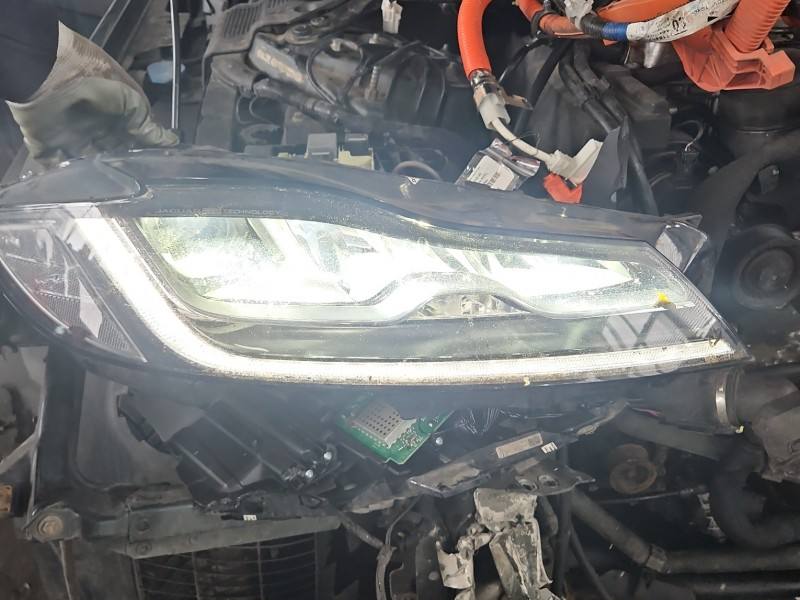 Фара передняя правая Jaguar XF GX63-13W029-LH