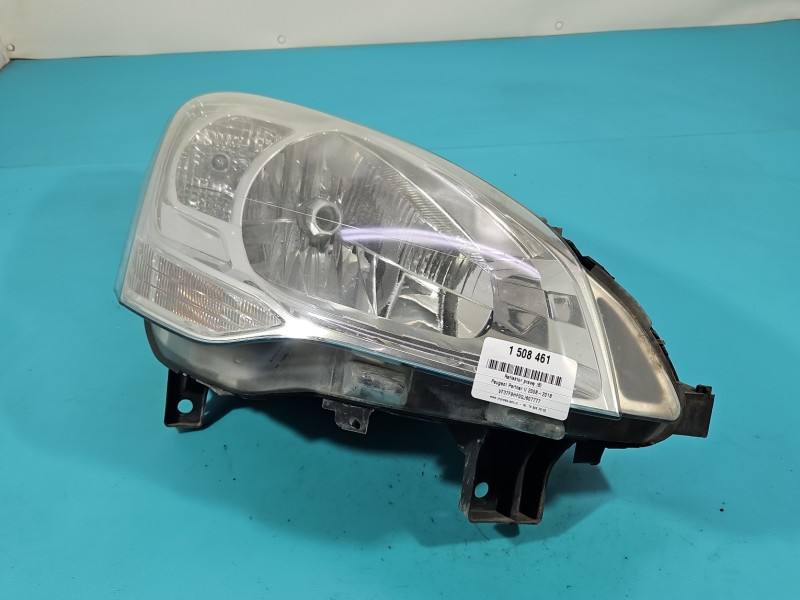 Фара передняя правая Peugeot Partner 9682828180