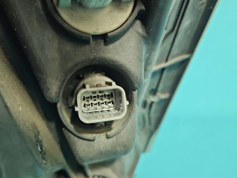 Фара передня права Honda CR-V — фото деталі 7