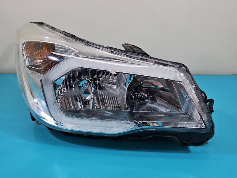 Фара передня права Subaru Forester — фото деталі 5