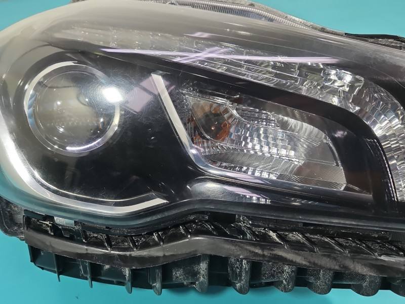 Фара передня права Suzuki Sx4 — фото деталі 8