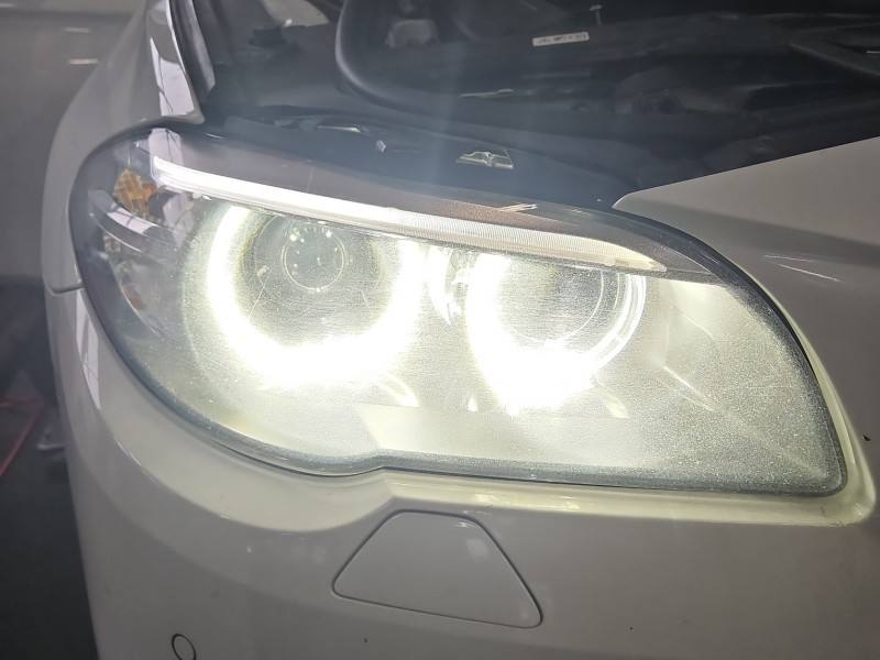 Фара передня права BMW 5 F10 7317132