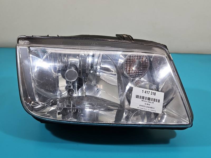 Фара передня права Volkswagen Bora