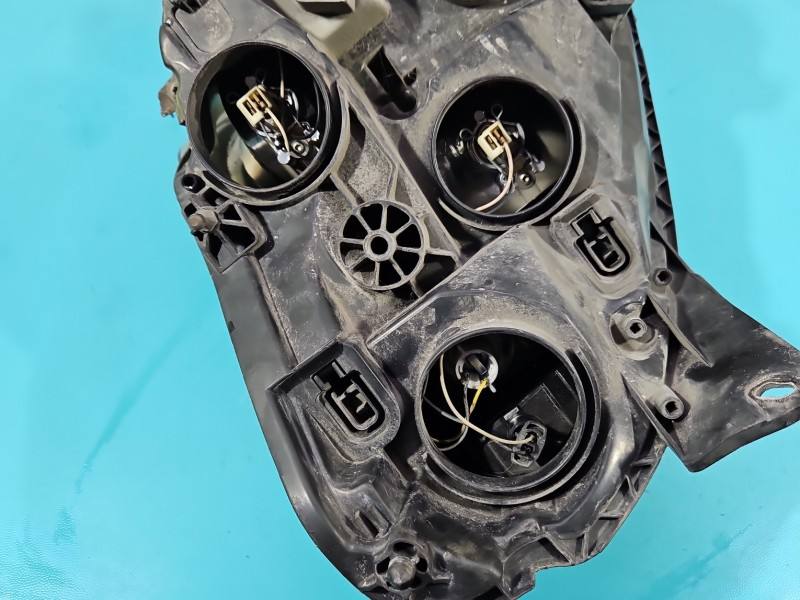 Фара передня права Iveco Daily — фото деталі 7