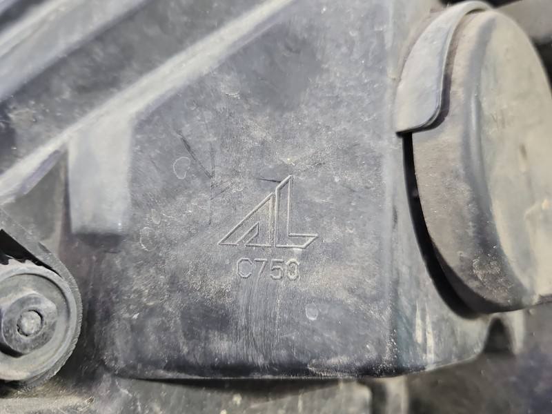 Фара передня права Iveco Daily — фото деталі 11