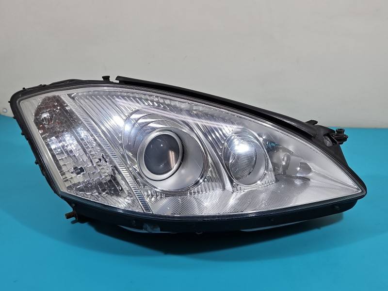 Фара передня права Mercedes S W221