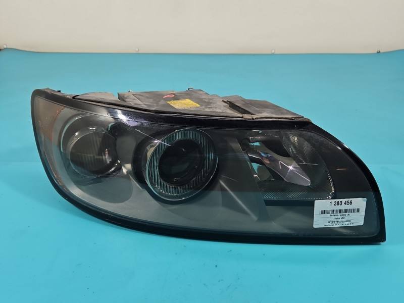 Фара передня права Volvo V50 30698886