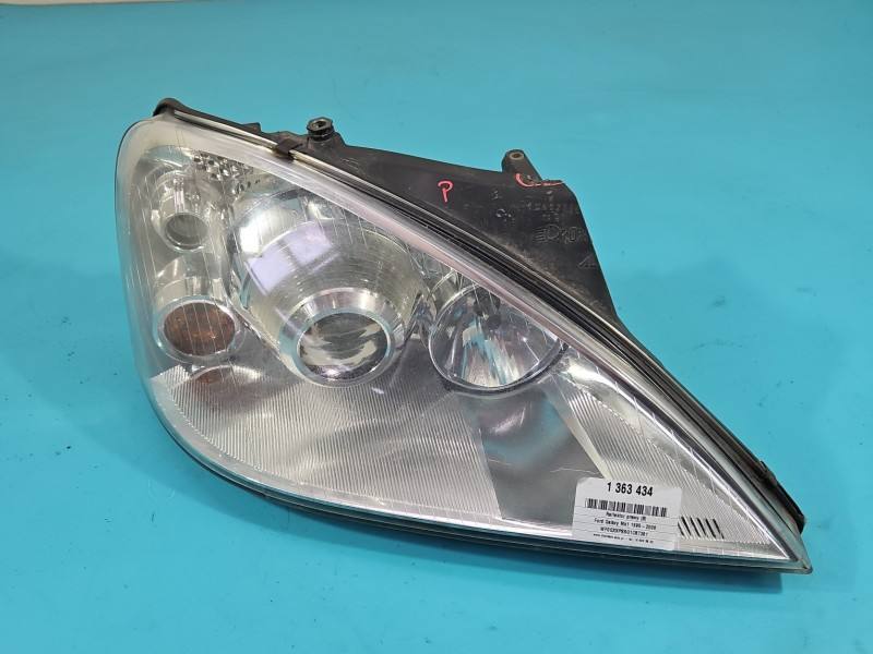 Фара передня права Ford Galaxy 301183672
