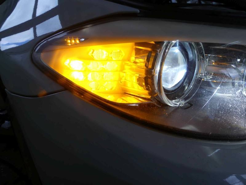 Фара передня права BMW 5 F10 7203246