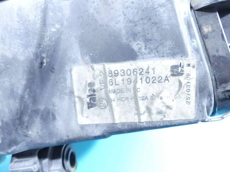 Фара передня права Seat Ibiza 6L1941022A — фото деталі 4