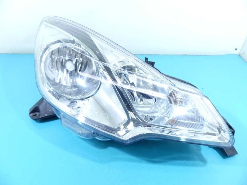 Фара передня права Citroen C3 9677033880