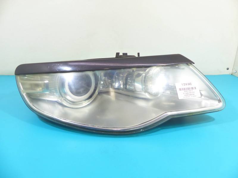 Фара передняя правая Volkswagen Touareg 7L6941032C
